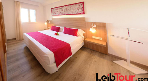 [STUDIO DELUXE (6 GUESTS)] Family resort with rooms and apartments in Cala Llenya