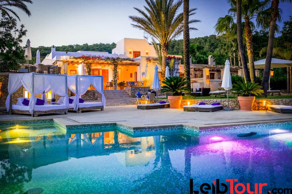 AGR CLLCNAG 3 - LeibTour: TOP aparthotels in Ibiza
