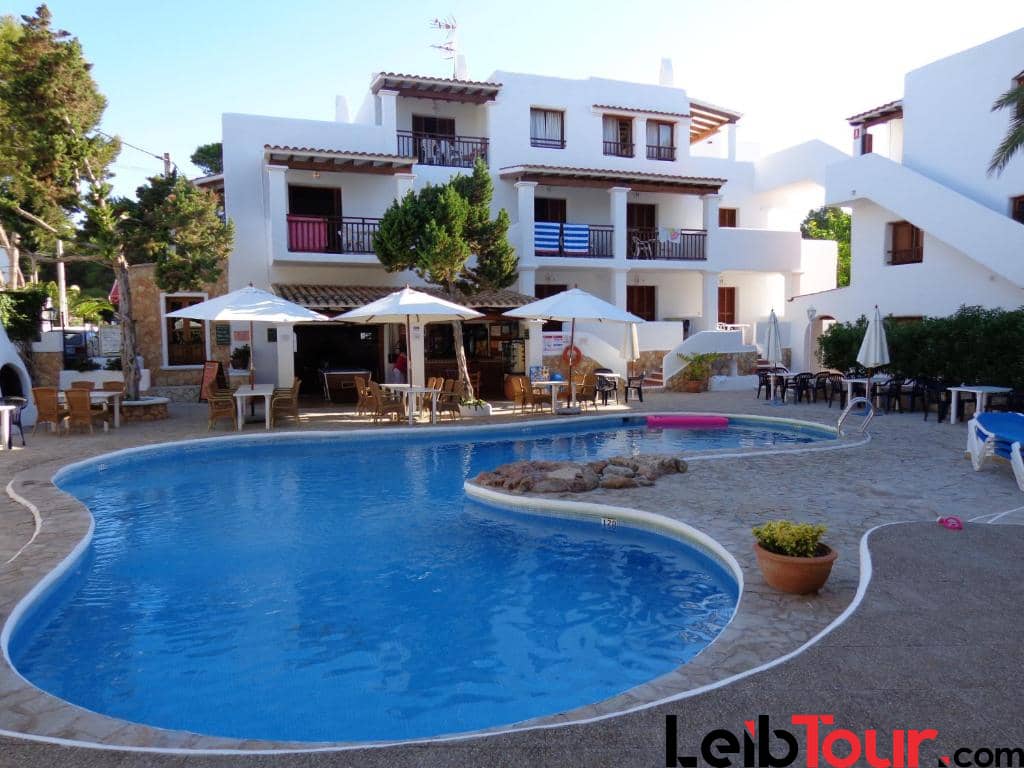 PNABNTRS pool - LeibTour: TOP aparthotels in Ibiza