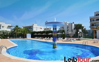 Cozy Apartment with large pool city heart SAN ANTONIO SIRAPSAN Pool 3 - LeibTour: TOP aparthotels in Ibiza