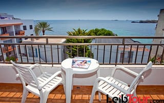 Elegant Apartment Playa den Bossa Sea View Terrace 2 BayBossa19 - LeibTour: TOP aparthotels in Ibiza