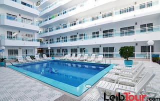 Playa den Bossa apartment pool 3 guests Ibiza PLSOLAP Pool - LeibTour: TOP aparthotels in Ibiza