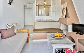 TLASSEU 23 - LeibTour: TOP aparthotels in Ibiza