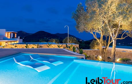 AGR CTXMUE 04 - LeibTour: TOP aparthotels in Ibiza