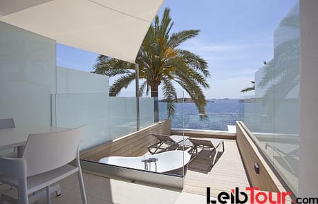 Luxury Hotel Playa den Bossa sea front PLAYA DEN BOSSA HTL TRDMA Terrace - LeibTour: TOP aparthotels in Ibiza