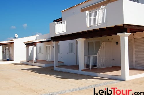 Large family holiday apartment with swimming pool and garden, ES PUJOLS – Property code: ECLOFOR