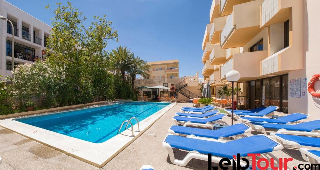 Stylish Homey holiday apartments and studios close to West End and Clubs. Short walk to the beach, Cafe del Mar and Cafe Mambo