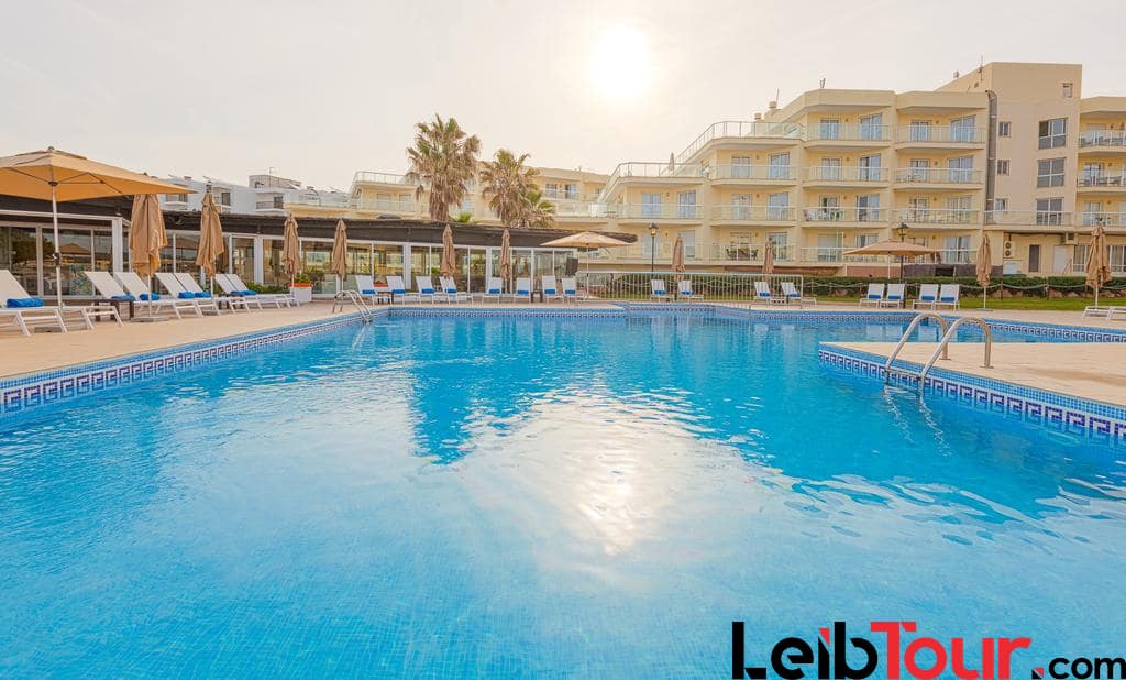 Luxury Elegant family holiday apartments with large pool, SAN ANTONIO BAY – Property Code: MARPALSA
