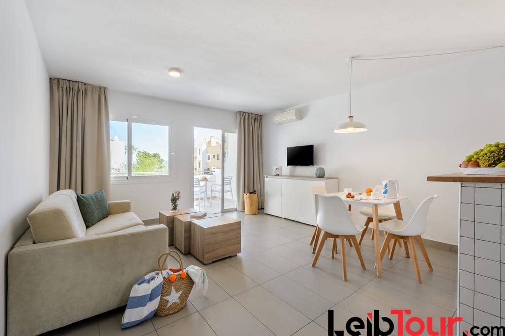 Large bright apartment with pool in Sant Antonio BAHIARIV Living Room 2 - LeibTour: TOP aparthotels in Ibiza