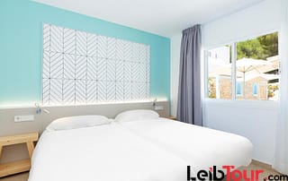 CROSLSE 1B 3 - LeibTour: TOP aparthotels in Ibiza