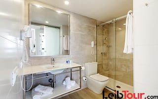 Charming quiet family apartment MARSABAH Bathroom - LeibTour: TOP aparthotels in Ibiza