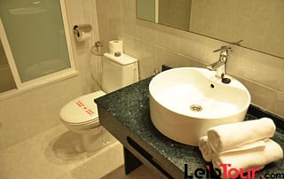 Cheap nice central apartment IBIZA PANAPIB Bathroom1 1 - LeibTour: TOP aparthotels in Ibiza