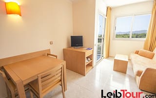 Cheap quiet family apartment Escanaz Living room 1 - LeibTour: TOP aparthotels in Ibiza