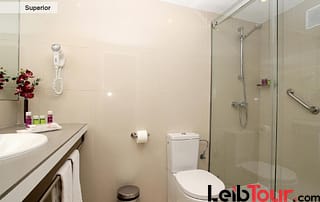 Elegant large apartment with pool NERAPSA Bathroom2 - LeibTour: TOP aparthotels in Ibiza