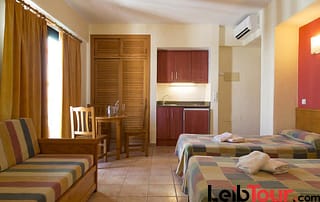 SCMAPTSA 22 - LeibTour: TOP aparthotels in Ibiza