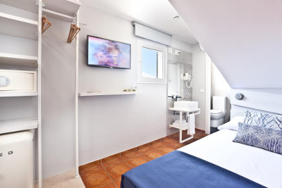 [SINGLE ROOM PREMIUM] Hotel in Ibiza Heart – Downtown Stilish Design Rooms