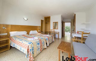 Nice Cozy Apartment with Pool PLAYA DEN BOSSA VICEGRELI Bedroom 9 - LeibTour: TOP aparthotels in Ibiza